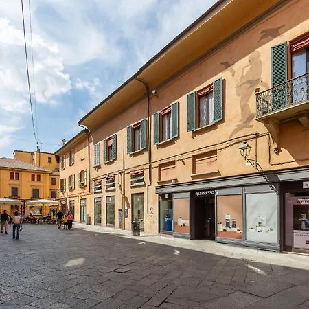 Апартаменты Heart - 1 Min From Piazza Maggiore *